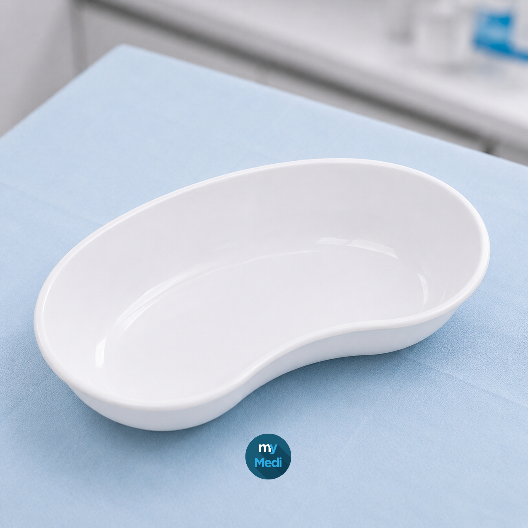 Plateaux, boîtes et cupules pour infirmiers